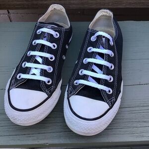 Converse Chuck Taylor All Star OX Shoe - Women's Black / White